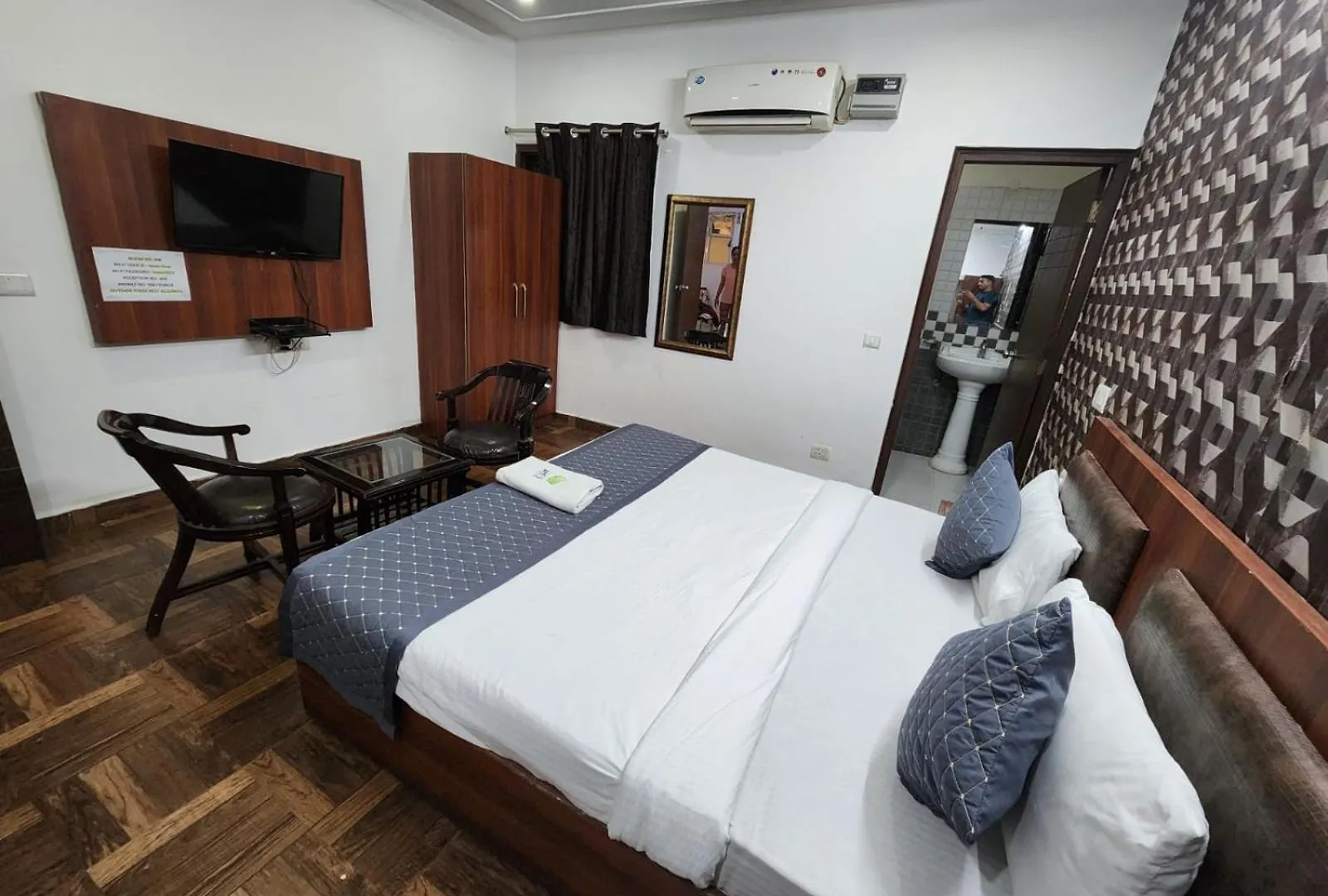 Hotel Grand King Plaza New Delhi