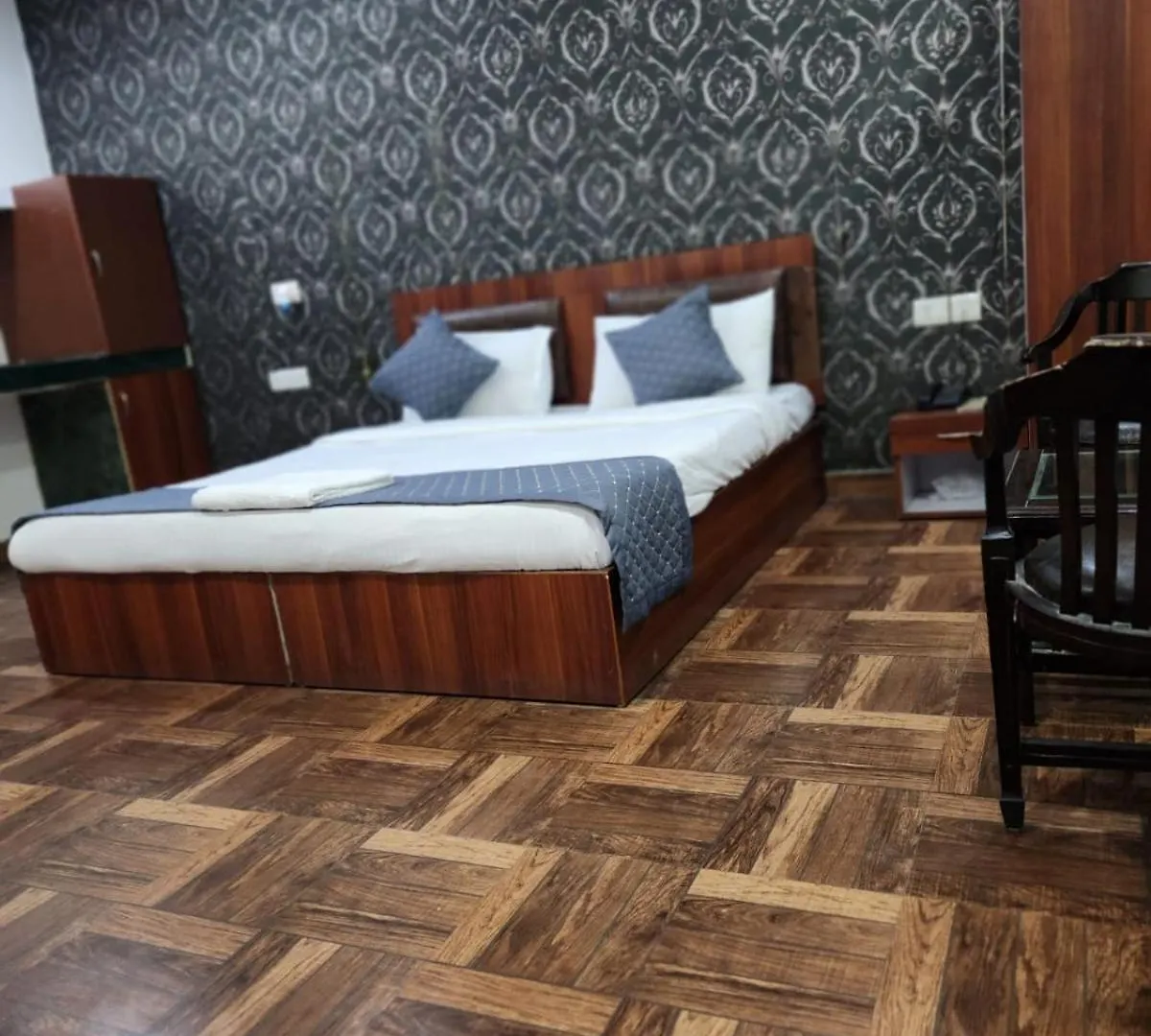 ****  Hotel Grand King Plaza New Delhi India