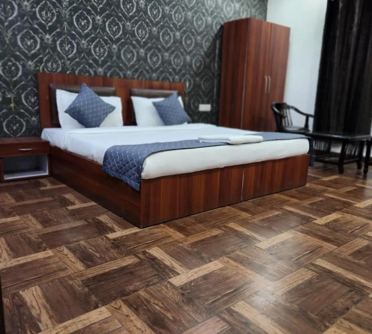 Hotel Grand King Plaza New Delhi