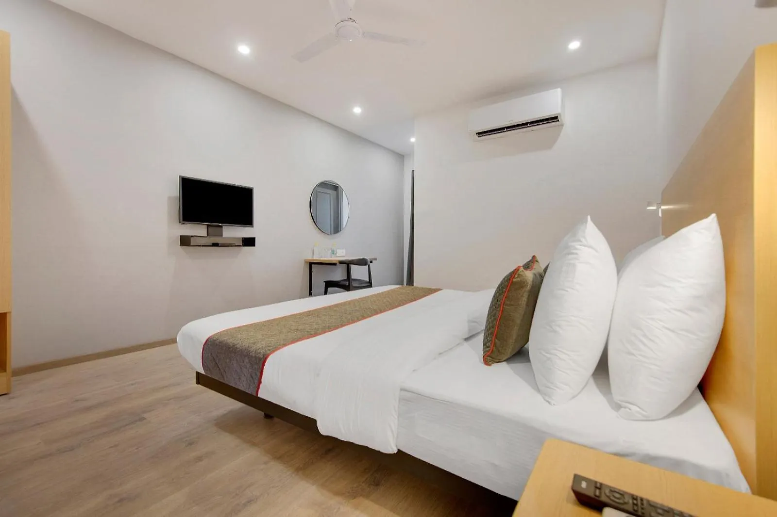 Hotel Grand King Plaza New Delhi